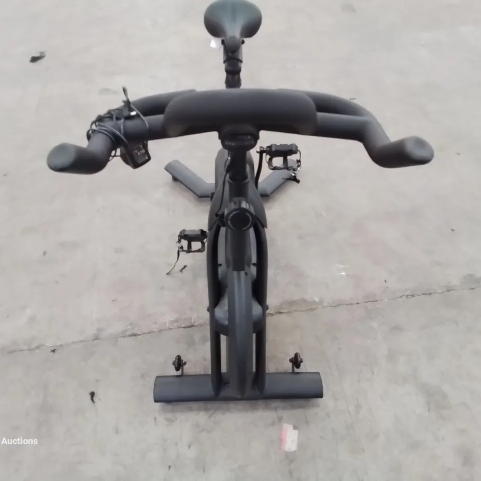 ECHELON CONNECT SPORT EXCERCISE BIKE 