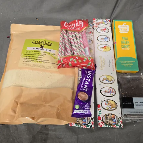 APPROXIMATELY 12 ASSORTED FOOD & DRINK ITEMS TO INCLUDE ALMOND FLOUR, RECIPE KITS, DARK CHOCOLATE, ETC - COLLECTION ONLY