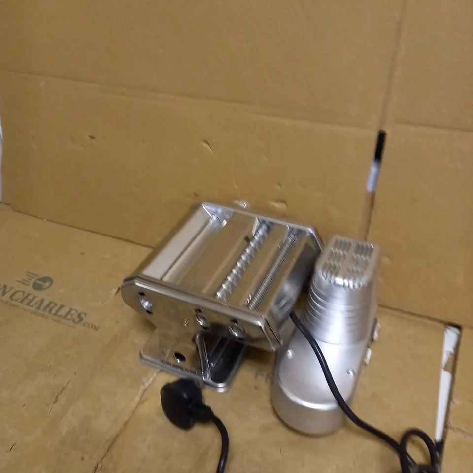 PME ELECTRIC SUGAR CRAFT ROLLER & STRIP CUTTER