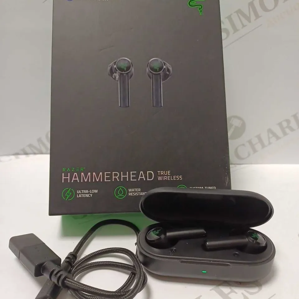 RAZER HAMMERHEAD TRUE WIRELESS EARBUDS