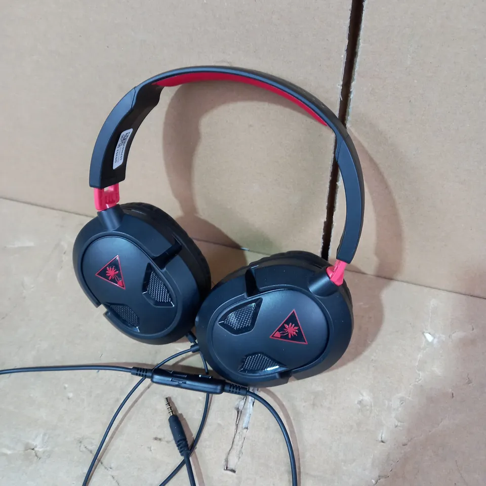 TURTLE BEACH EARFORCE RECON 50 WIRED GAMING HEADSET BLACK/RED