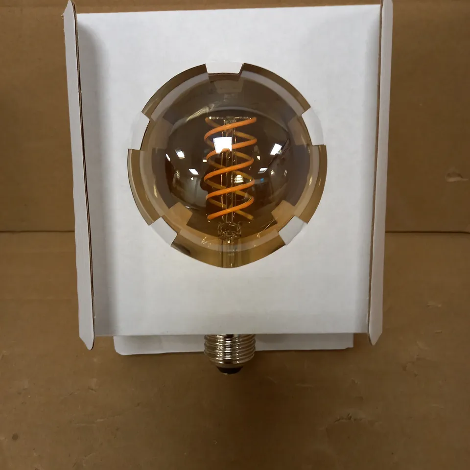1 X PHILIPS HUE WHITE SINGLE FILAMENT BULB G93 E27