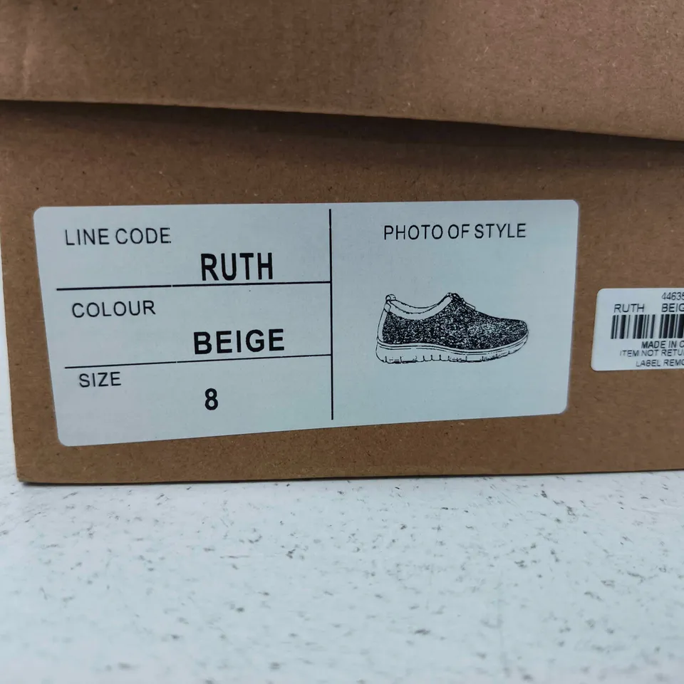 BOXED PAIR OF RUTH BEIGE KNIT SLIP-ON SHOES – UK SIZE 8