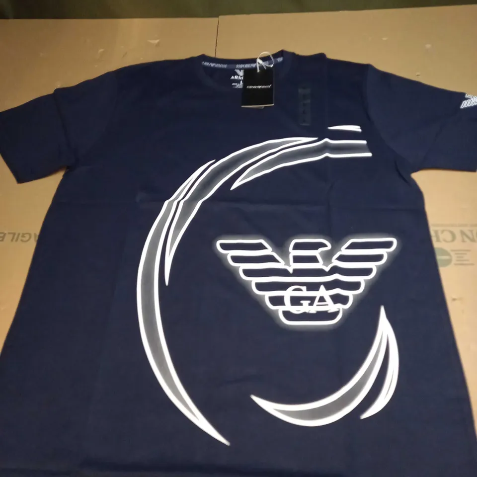 EMPORIO ARMANI LOGO T-SHIRT SIZE L