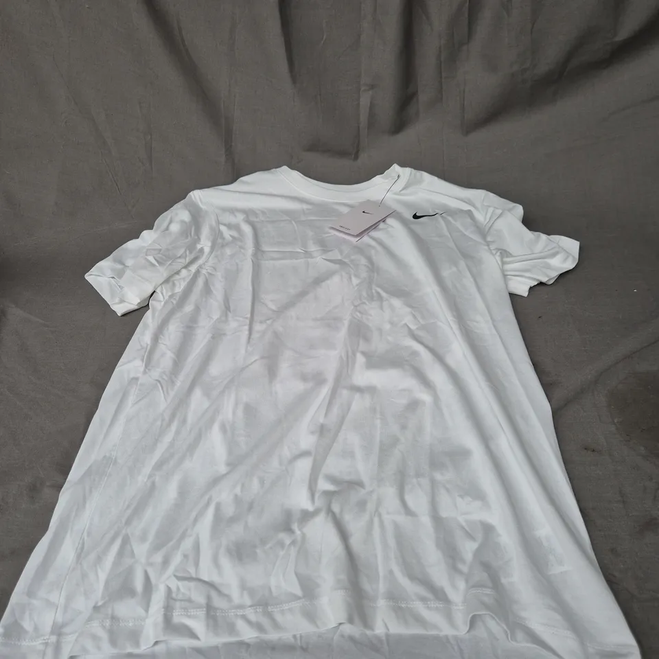 NIKE DRI-FIT TRAINING TEE IN WHITE SIZE L