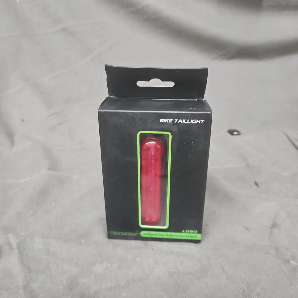 Bike Tail Light – Red LED Bicycle Taillight (Boxed)