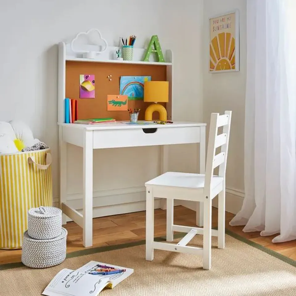 BOXED DUNELM KIDS FINLEY DESK CORKBOARD AND CHAIR, WHITE (1 BOX)