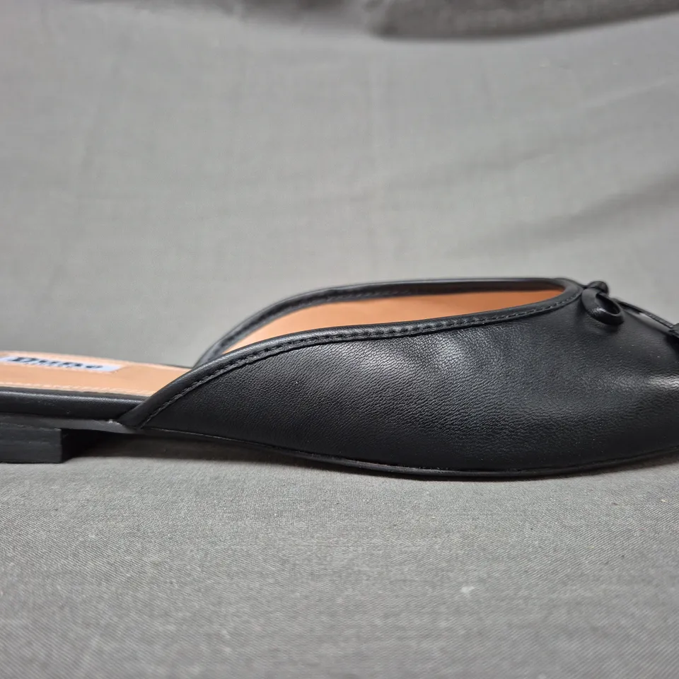 BOXED PAIR OF DUNE LONDON 484 HAYLAS BALLERINA MULES IN BLACK SIZE 7