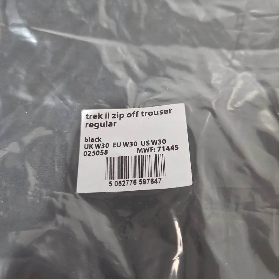 BAGGED MOUNTAIN WAREHOUSE TREK 2 ZIP OFF TROUSERS IN BLACK - UK W30
