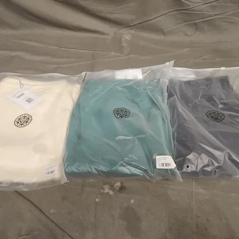 APPROXIMATELY 20 ASSORTED BAGGED UNISEX BRASS MONKEY JOGGERS IN VARIOUS SIZES TO INCLUDE COLOURS SUCH AS NAVY, GREEN, OFF WHITE