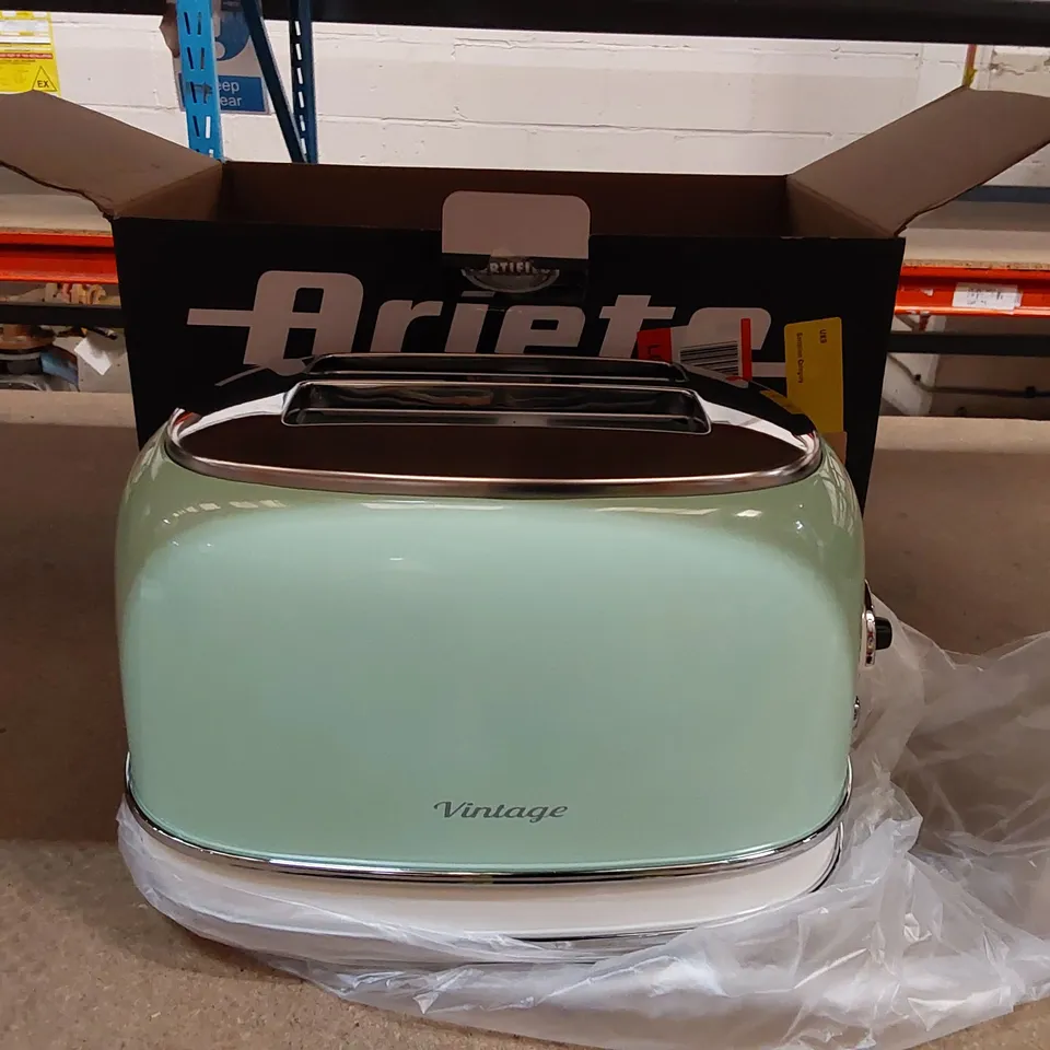 BOXED ARIETE VINTAGE STYLE TOASTER (1 BOX)