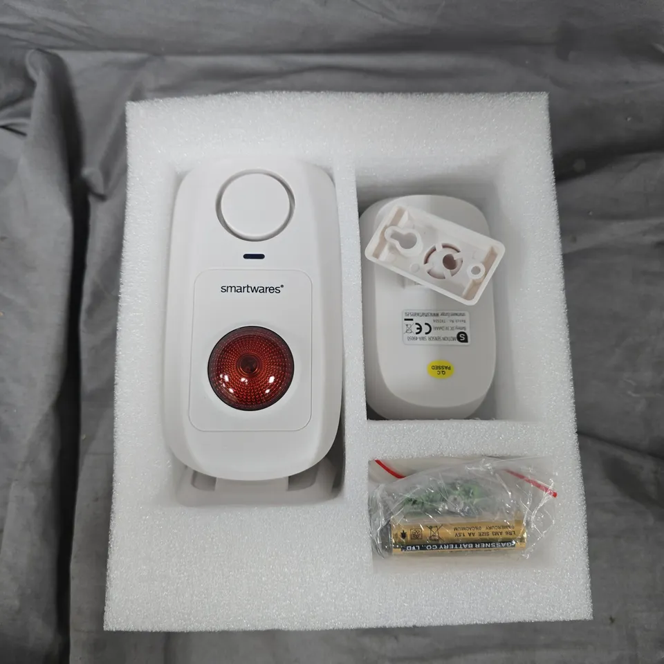 SMARTWARES WIRELESS ALARM SYSTEM – BOXED 3‑PIECE SET