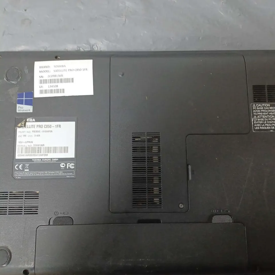 TOSHIBA SATELLITE PRO C850-1FR	15 INCH	I3-2312M 2.10GHZ