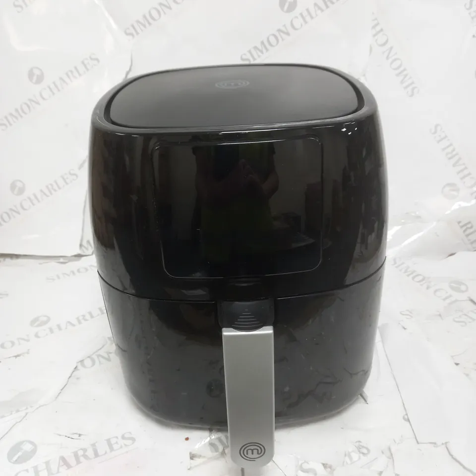 BOXED MASTERCHEF 4.5L DIGITAL AIR FRYER 