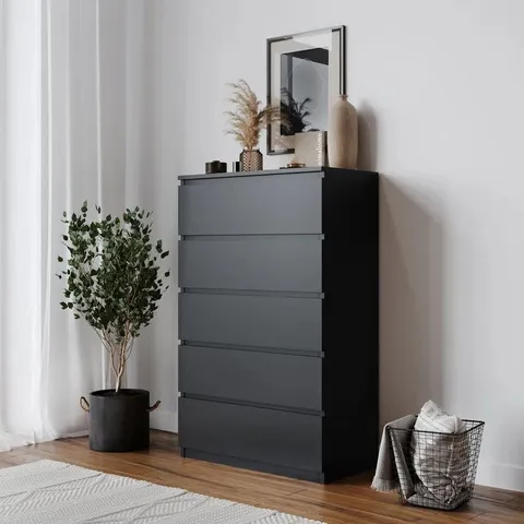 BOXED BAPTISTINE 5 DRAWER CHEST OF DRAWERS (1 BOX)