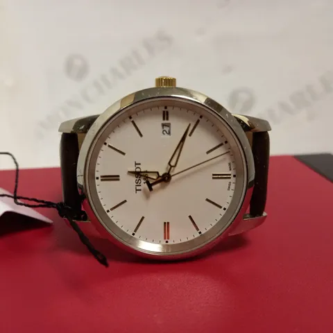 TISSOT-STYLE LEATHER STRAP WATCH