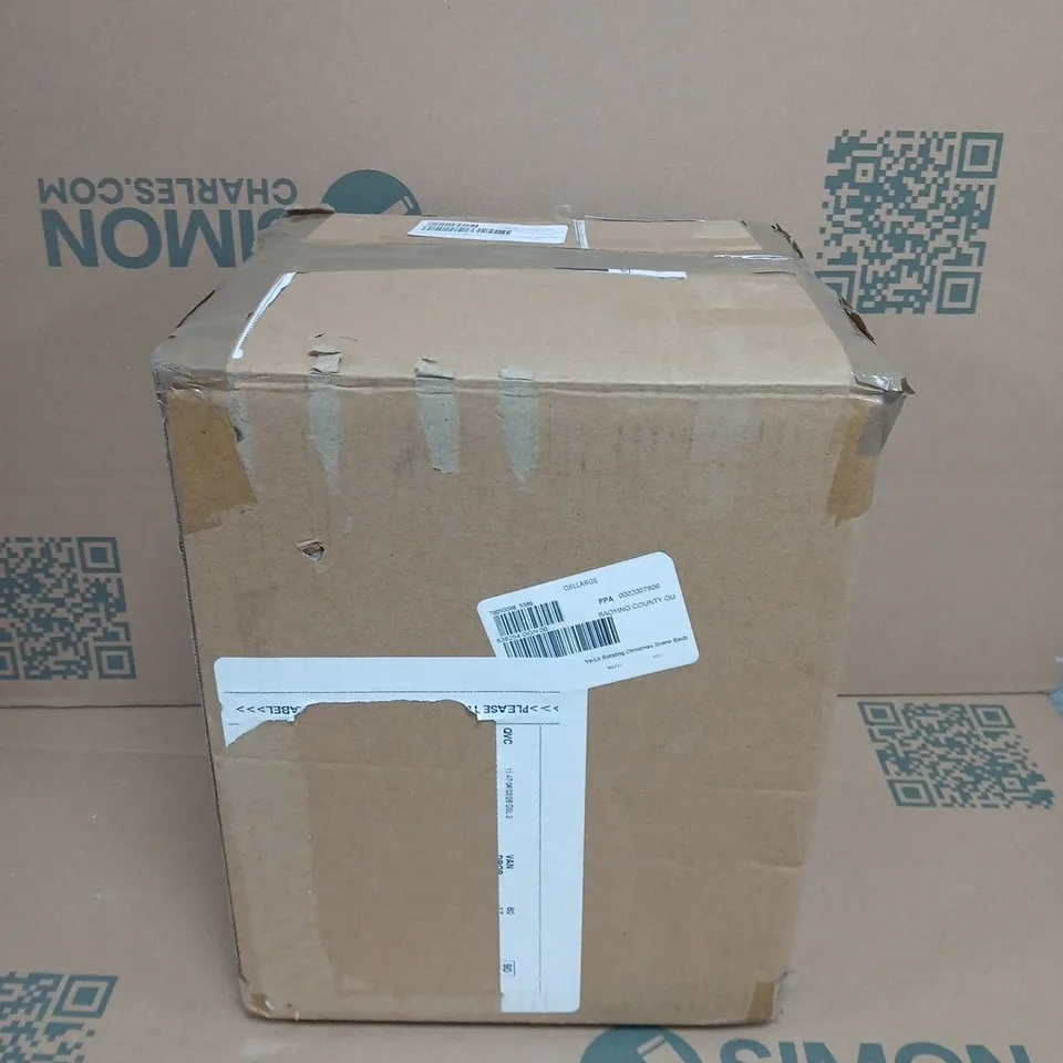 OUTLET HOME STORIES 20CM PRE-LIT ROTATING CHRISTMAS SCENE BAUBLE