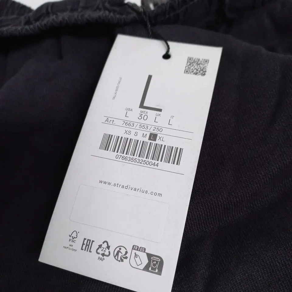 STRADIVARIUS CASUAL SPORT JOGGERS – UK L