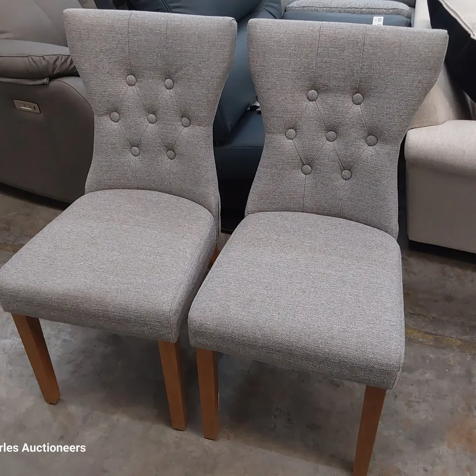 PAIR OF DESIGNER UPHOLSTERED BUTTONED BACK DINING GREY FABRIC 