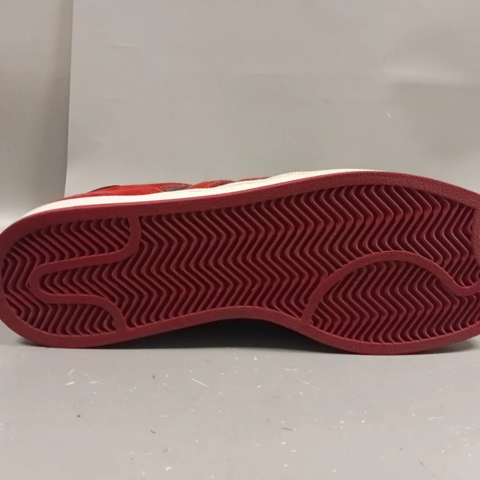 RARE ADIDAS SUPERSTARS NBA CHICAGO BULLS TRAINERS SIZE 12.5