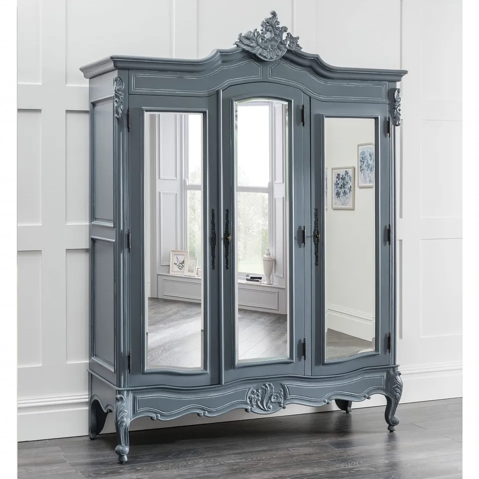 BRAND NEW BOXED HOMESDIRECT 365 CHLOE ANTIQUE FRENCH STYLE GREY TRIPLE WARDROBE(5 BOXES)