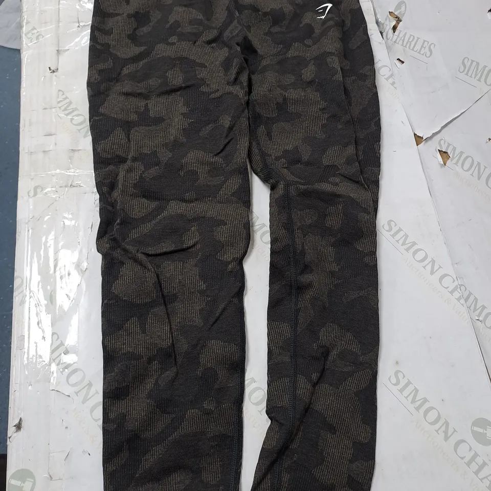 GYMSHARK ADAPT CAMO SEAMLESS LEGGINGS - LARGE