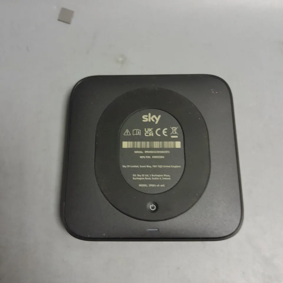BOXED SKY STREAMING BOX WITH REMOTE CONTROL AND ACCESSORIES
