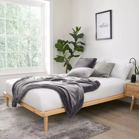 BRAND NEW BOXED KING PLATFORM BED - PINE