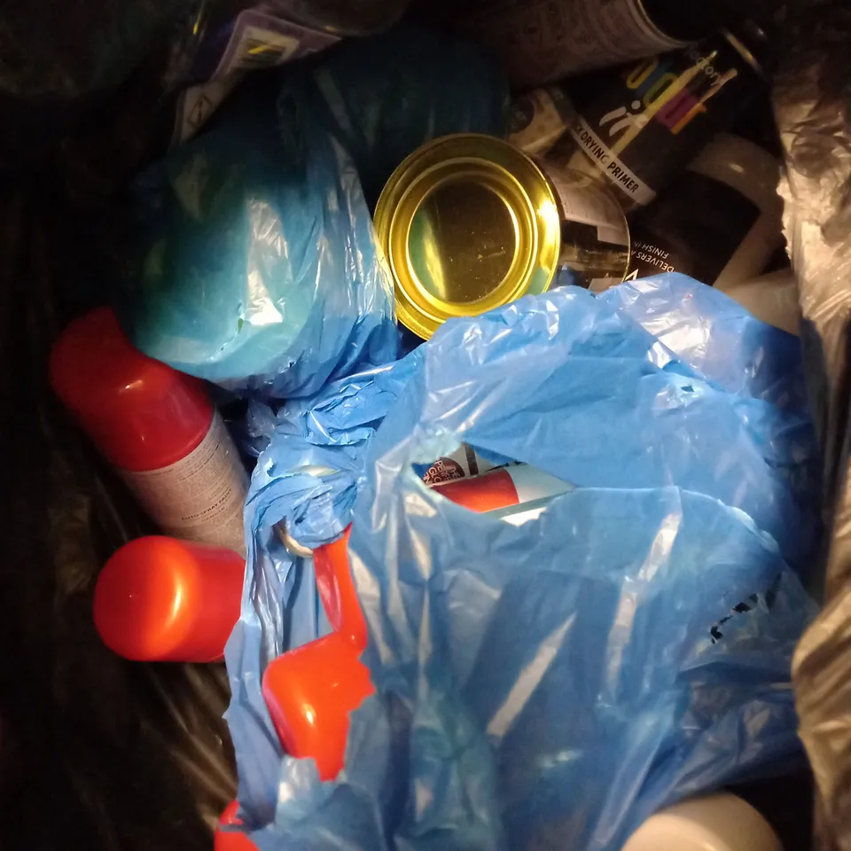 BAG OF ASSORTED SPRAY PAINS AND PAINT - COLLECTION ONLY 