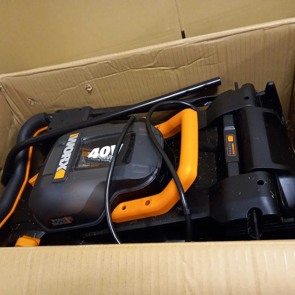 WORX 34CM CORDLESS LAWNMOWER