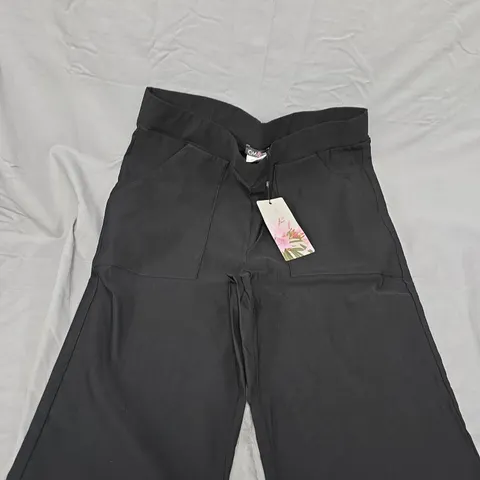 KIM & CO. WOMEN'S BLACK TROUSERS – SIZE M (MEDIUM)
