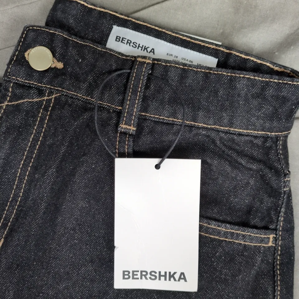 BERSHKA WOMEN'S DARK DENIM JEANS, UK 10 (EU 38)
