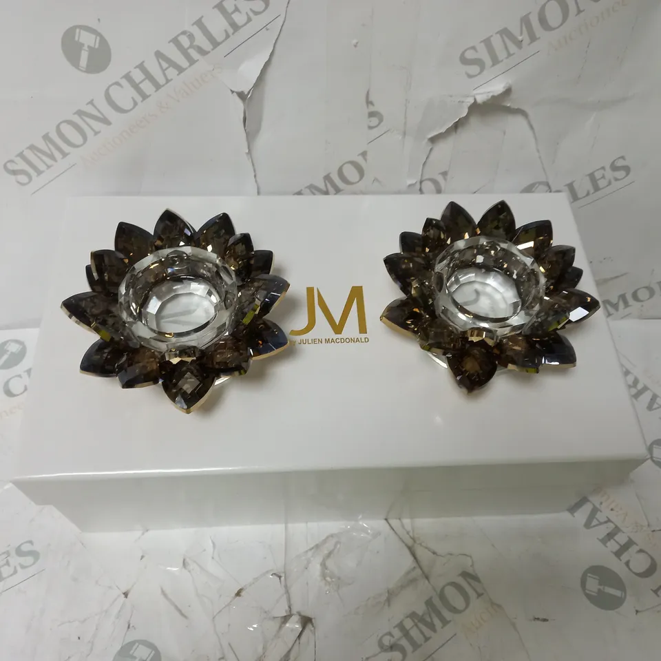 JULIEN MCDONALD SET OF 2 LOTUS FLOWER TEALIGHT HOLDERS.