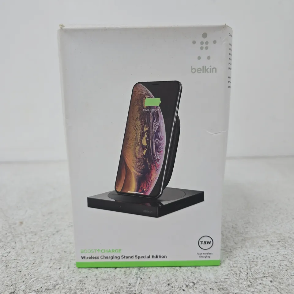 BELKIN BOOST CHARGE WIRELESS CHARGING STAND SPECIAL EDITION 