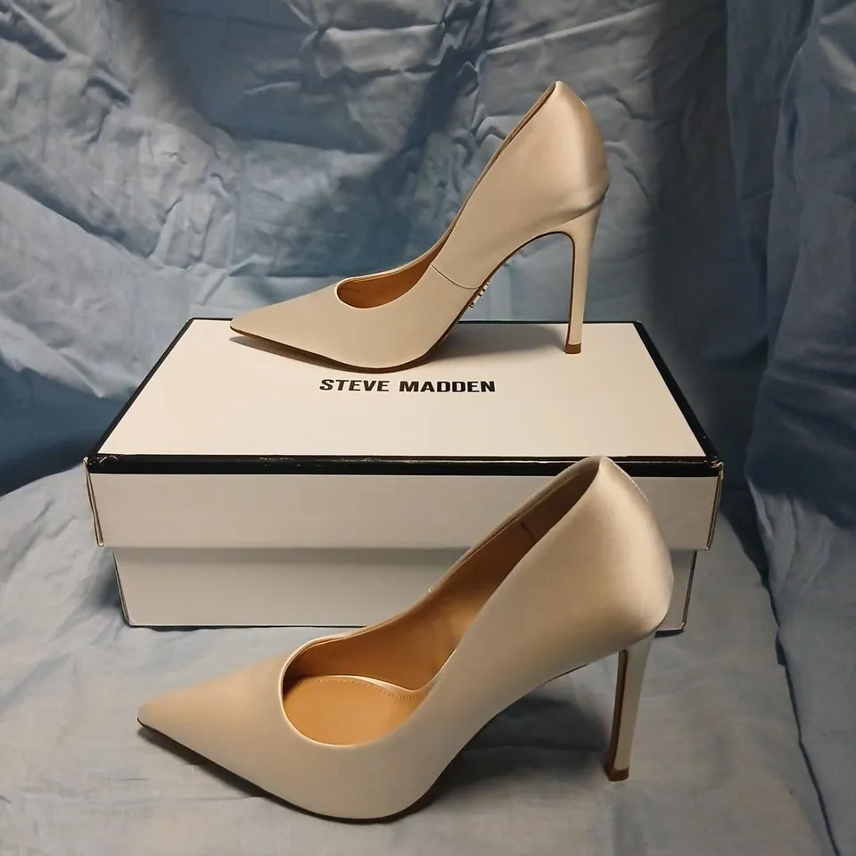 STEVE MADDEN NUDE SATIN POINTED-TOE HIGH HEELS