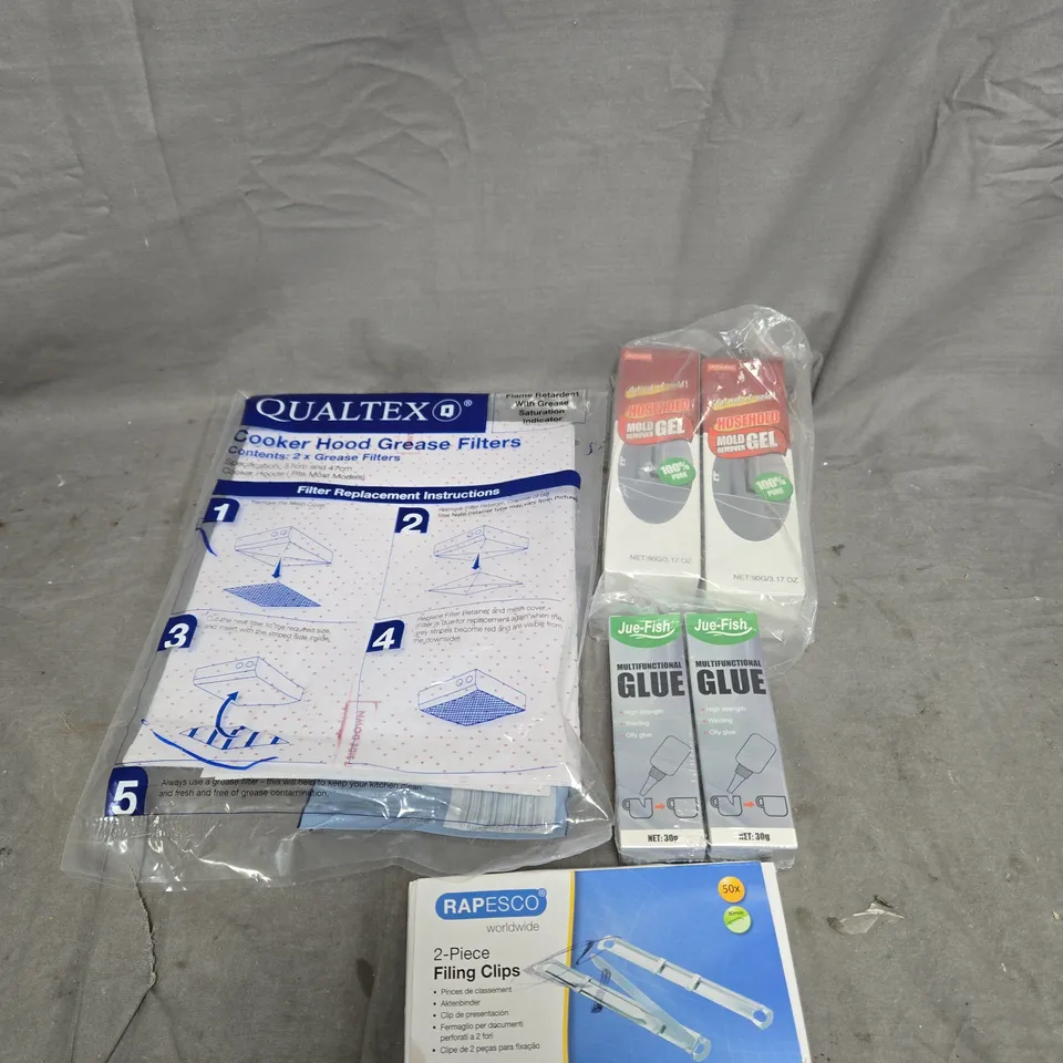 APPROXIMATELY 15 ASSORTED HOUSEHOLD ITEMS TO INCLUDE MOLD REMOVER, GLUE, COOKER HOOD GREASE FILTERS, FILING CLIPS ETC