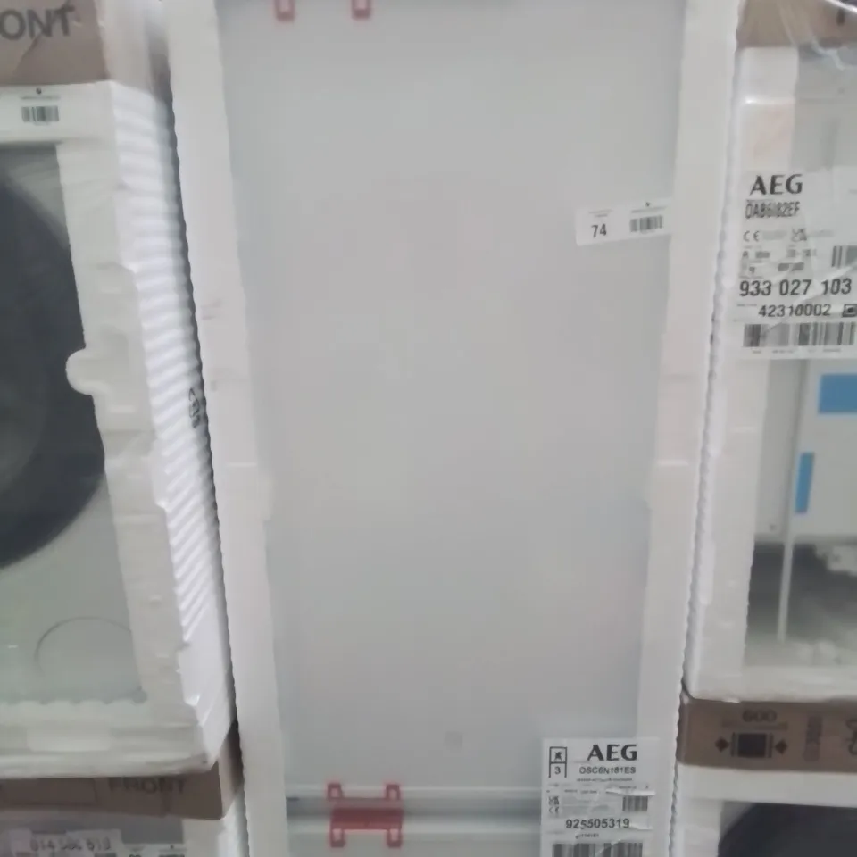 AEG TWINTECH OSC6N181ES 6000 INTEGRATED 70/30 FRIDGE FREEZER - SLIDING HINGE RRP £584