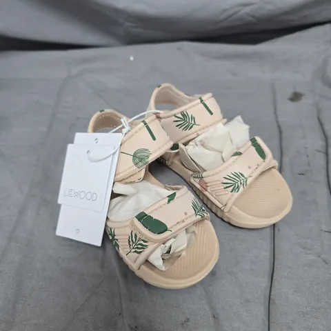 LIEWOOD BABY SANDALS – BEIGE WITH GREEN LEAF PATTERN
