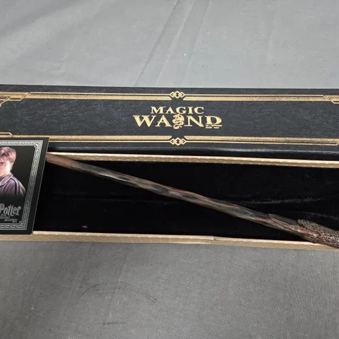 BOXED HARRY POTTER MAGIC WAND - RON