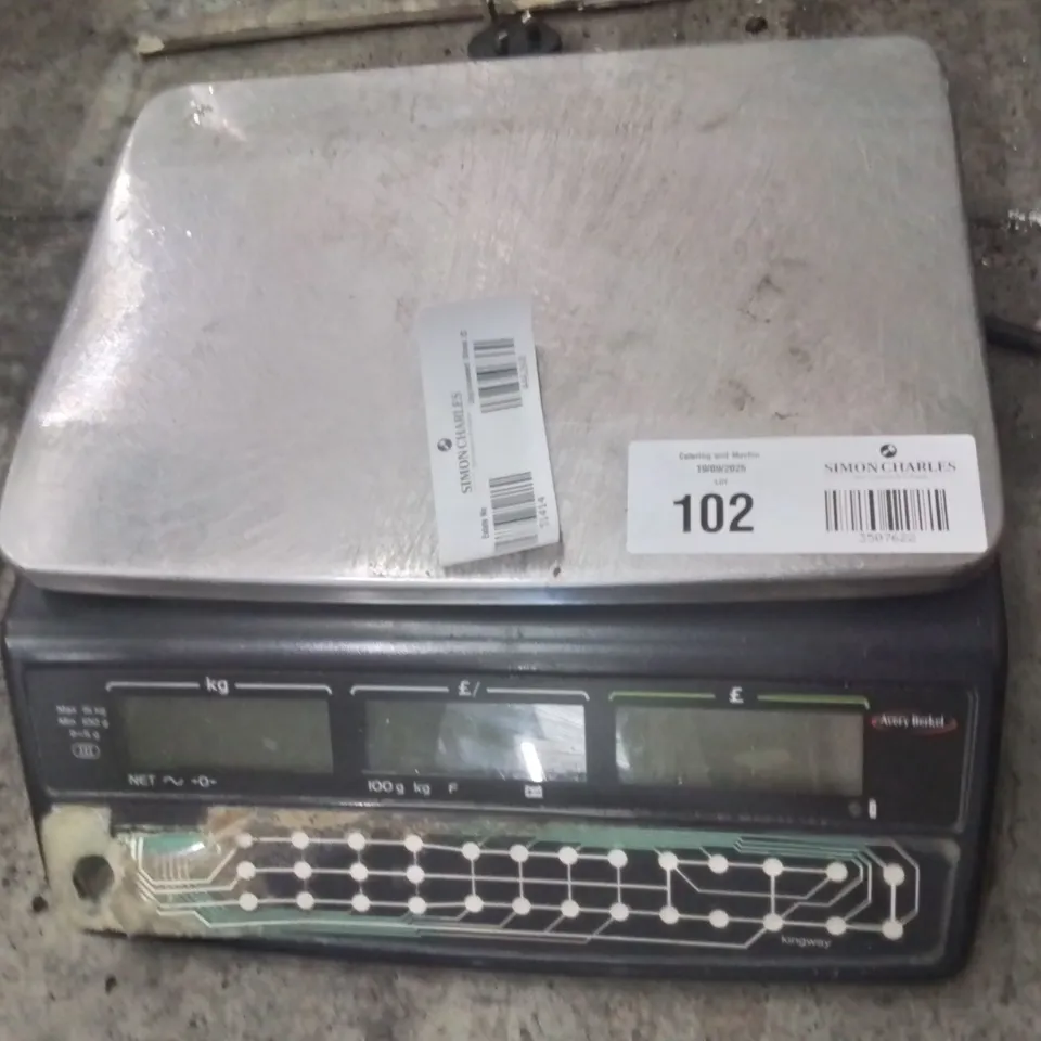 AVERY BERKEL FX50 RETAIL SHOP WEIGHING SCALE. 