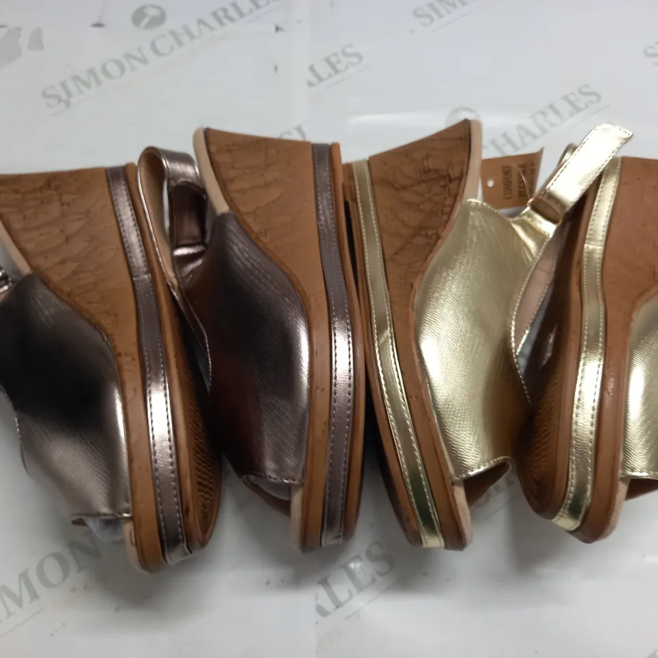 LOT OF 2 UNBOXED PAIRS OF CUSHION WALK WEDGE HEELED SHOES - BOTH SIZE 6