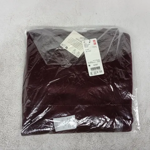BAGGED UNIQLO WOMEN'S SMOOTH COTTON CREW NECK SWEATER IN WINE SIZE MEDIUM