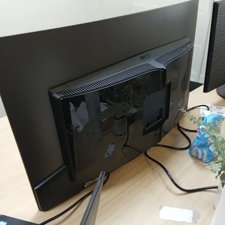 BOXED MSI MAG 321CUP QD-OLED 32" CURVED QD-OLED UHD 4K 165HZ 0.03MS HEIGHT ADJUSTABLE GAMING MONITOR