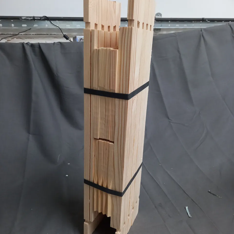 BEE EQUITMENT NATIONAL SUPER FRAME