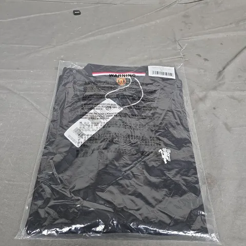 BAGGED MANCHESTER UNITED DEVIL LOGO POLO SHIRT - SIZE XL