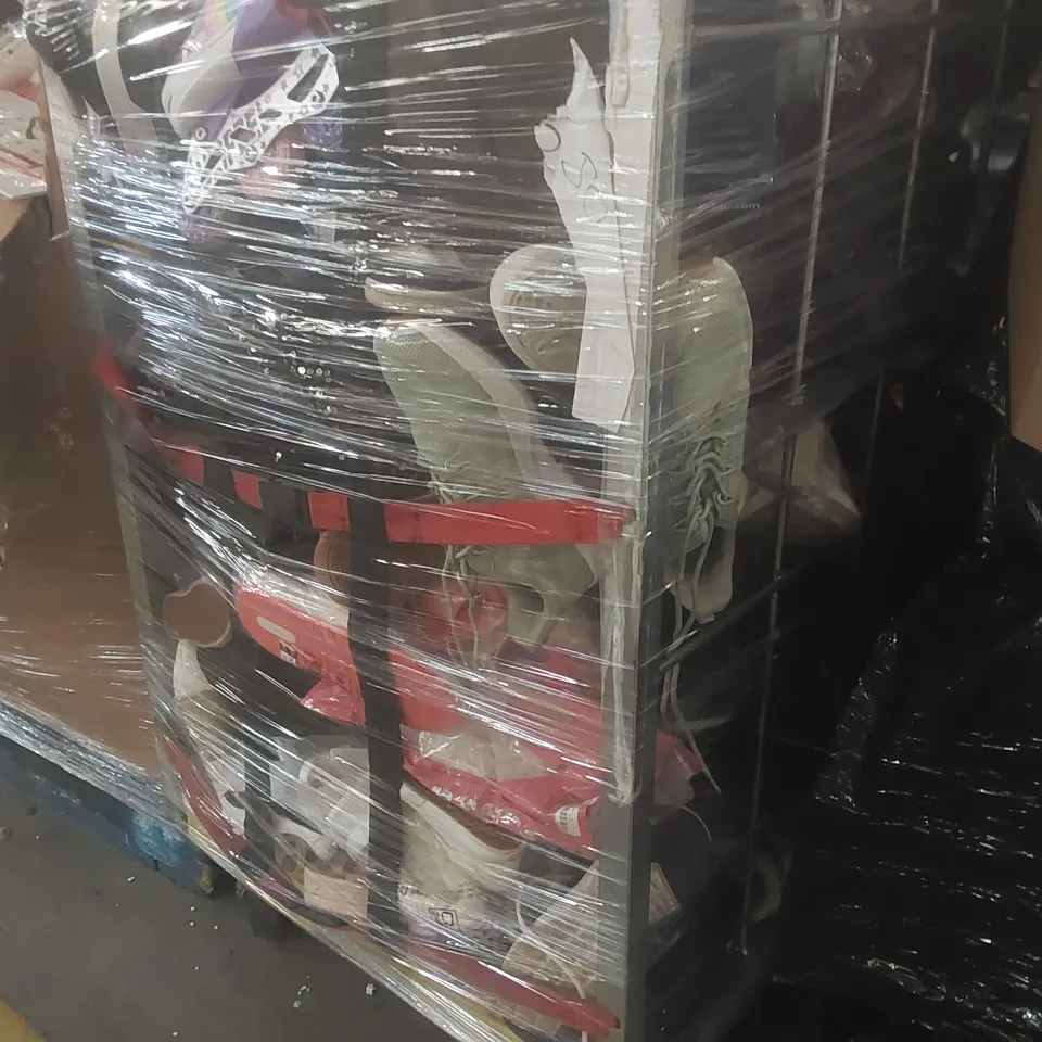 CAGE CONTAINING A VERY LARGE QUANTITY OF ASSORTED SHOES/BOOTS ECT // CAGE NOT INCLUDED