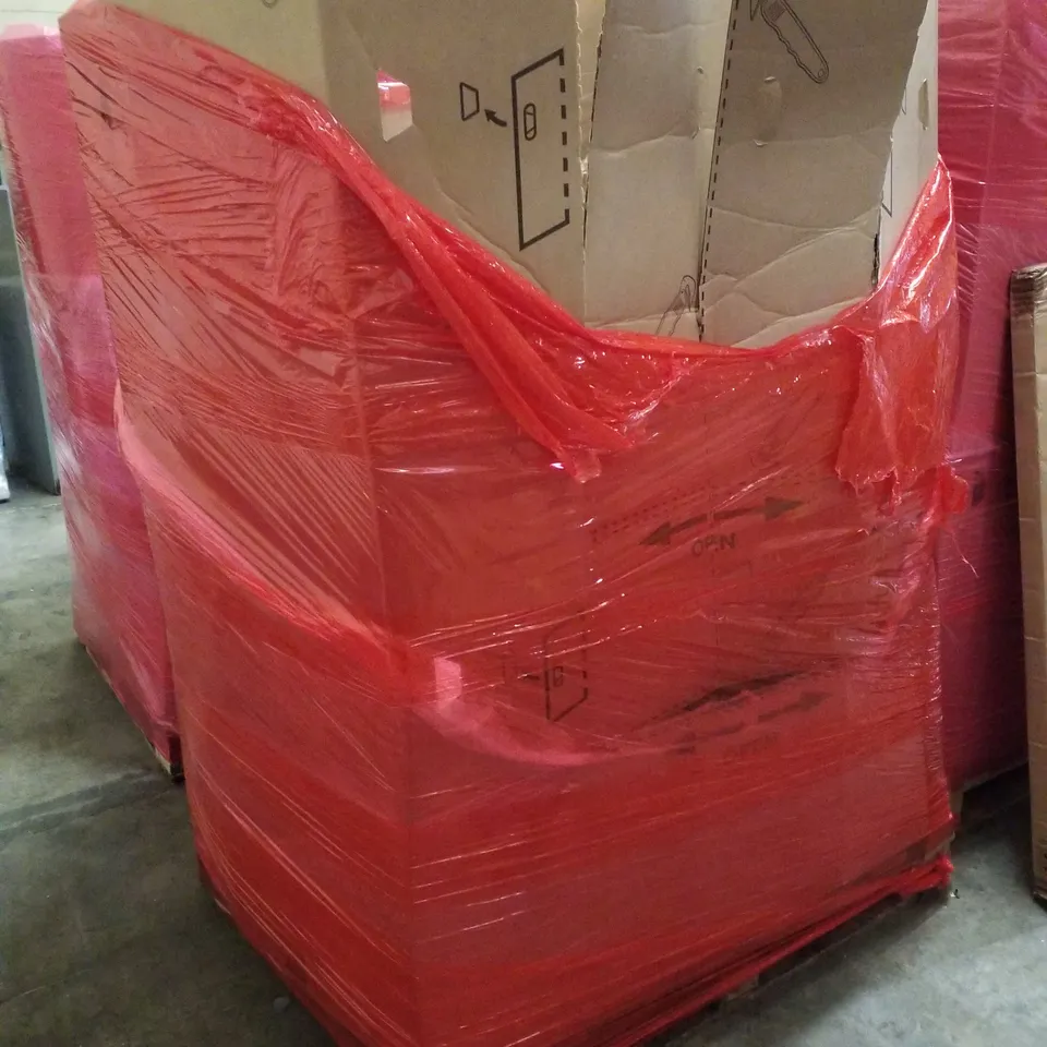 PALLET CONTAINING ASSORTED PRODUCTS INCLUDING CEILING FAN WITH LIGHT, PRESSURE WASHER, PET BOOSTER SEAT, OSCILLATING SPRINKLER & VELVET OTTOMAN
