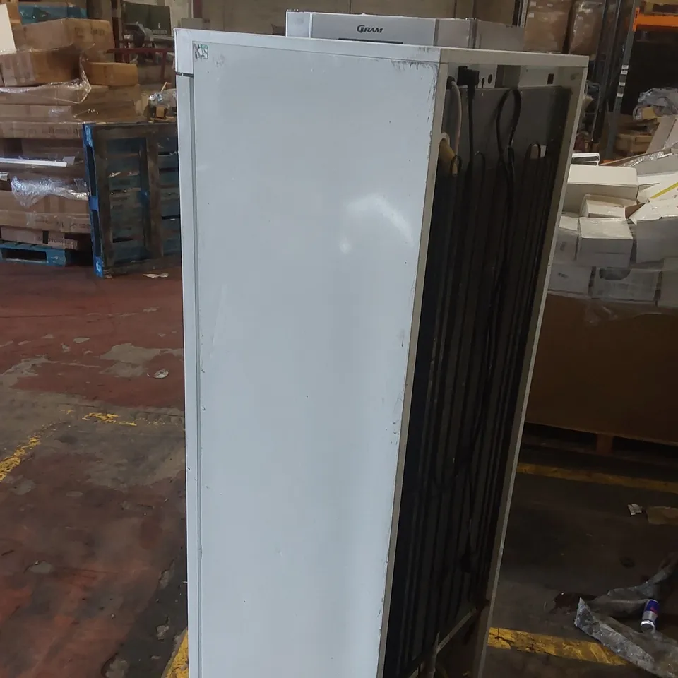 GRAM K 410 LH C 6W COMMERCIAL UPRIGHT TEMPERATURE CONTROLLED FOOD STORAGE CABINET