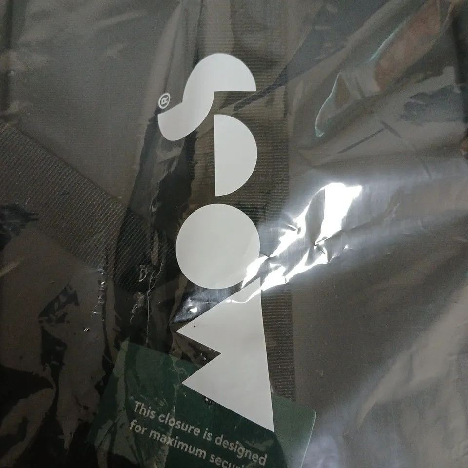 MOOS BACKPACK – BLACK TRAVEL BAG, BOXED