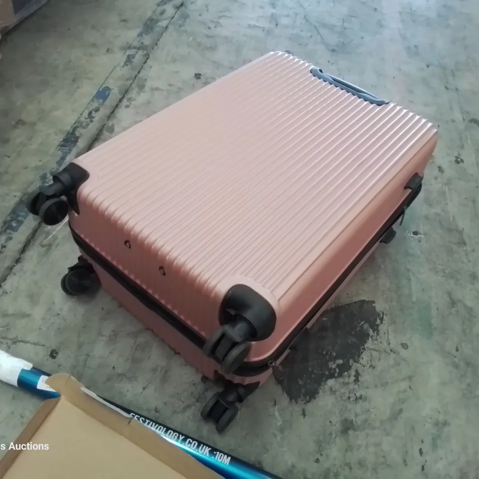PALLET OF ASSORTED PRODUCTS, INCLUDING, BOXED FURNITURE, SET OF 3 WHEELED PINK SUITCASES, BATH RACK, BATHROOM MIRROR.